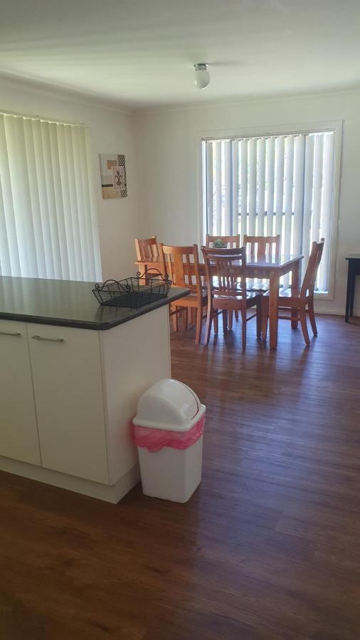 Dbj Holiday Units Малвела Екстер'єр фото