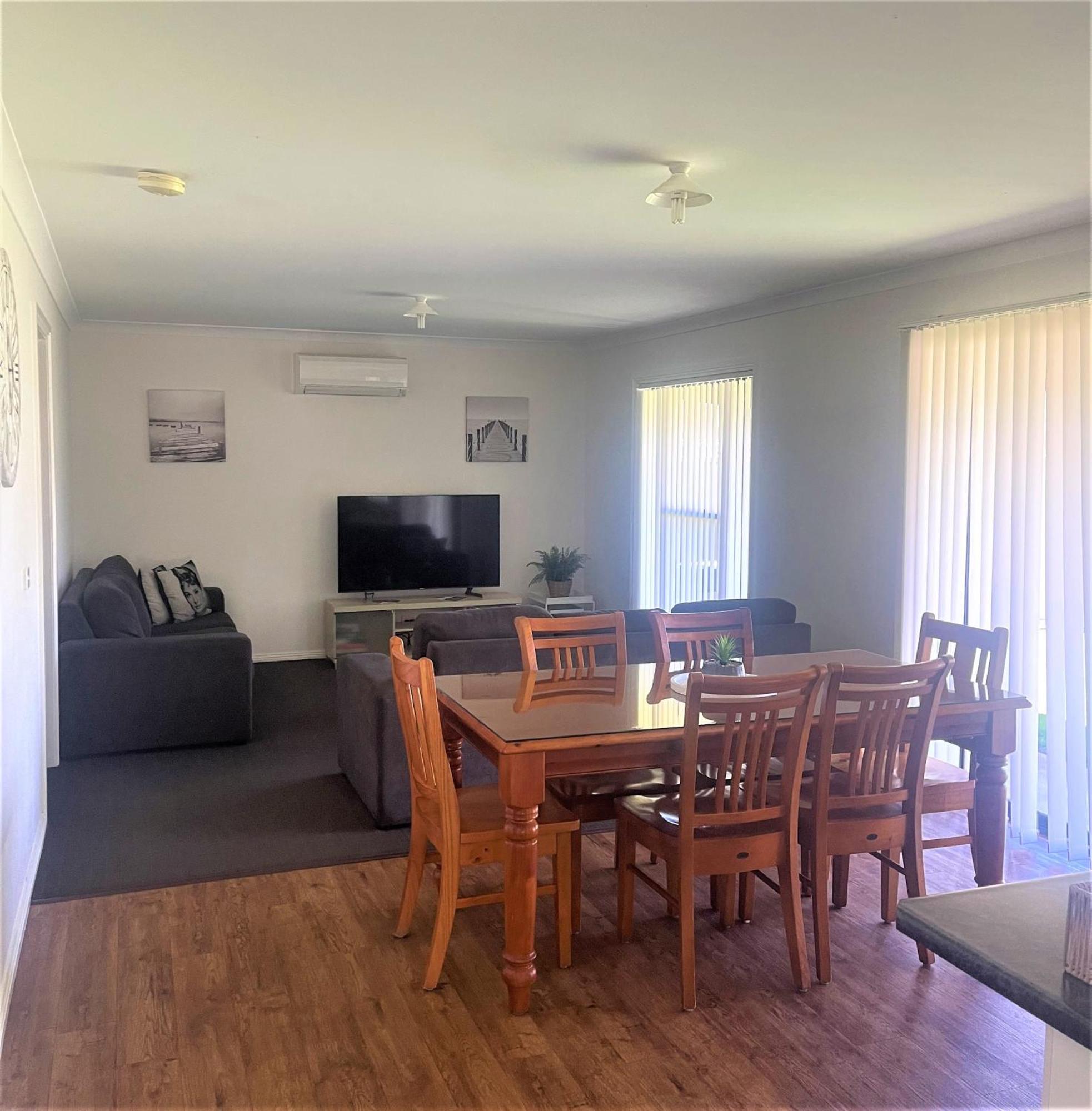 Dbj Holiday Units Малвела Екстер'єр фото